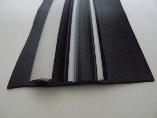 Fender strip 90mm black and white Fender strip 90mm black and white
