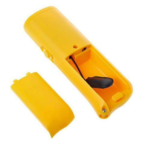 Electronic Dog Trainer Repellent Flashlight 3-in-1 Electronic Dog Trainer Repellent Flashlight 3-in-1