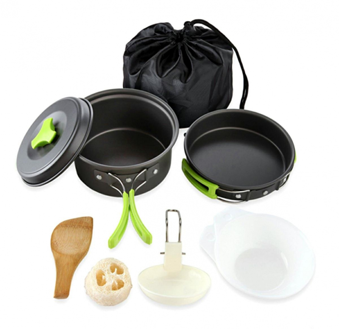 Tourist Dishes Set of 9 Elements Tourist Dishes Set of 9 Elements