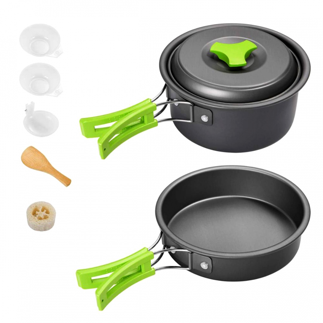 Tourist Dishes Set of 9 Elements Tourist Dishes Set of 9 Elements